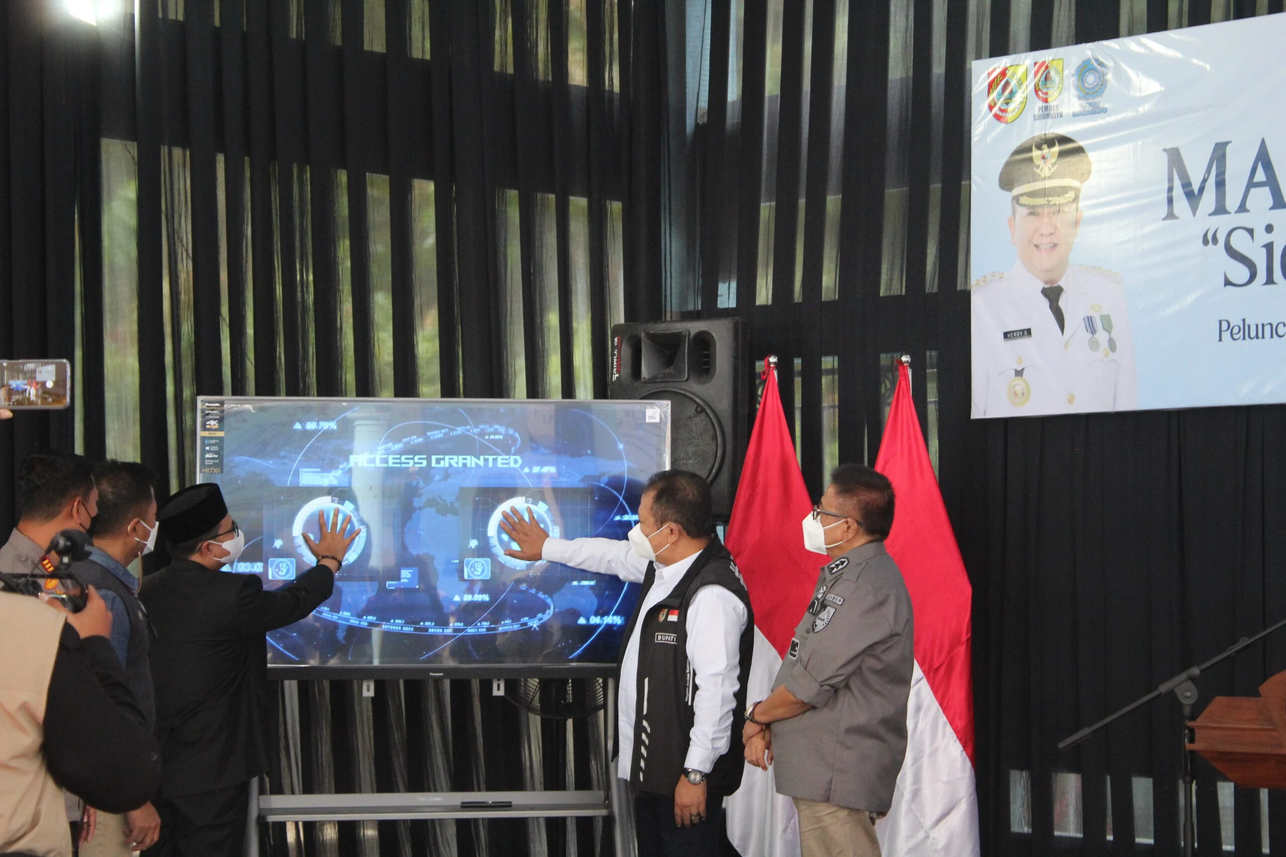 Merasa Takjub, Bupati Jember Resmikan Mall Pelayanan Publik ‘Sidomulyo Online System (SOS)’