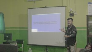Cetak Bibit-Bibit Konten Kreator Baru, KKN-T Ilmu Komunikasi Unesa Adakan Pelatihan Konten Kreator