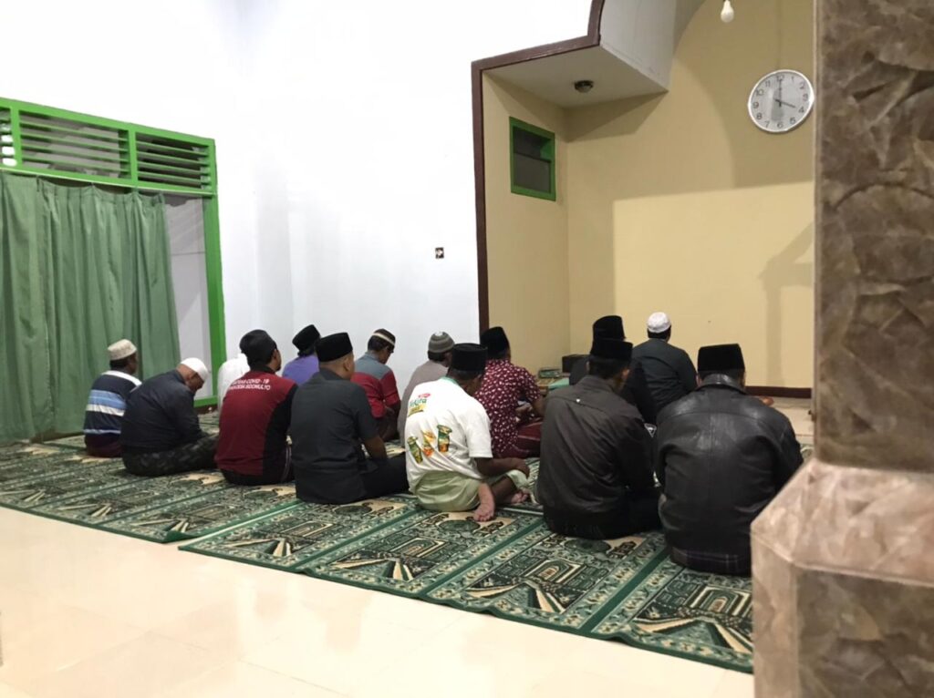 PEMDES SIDOMULYO KEMBALI GELAR GERAKAN SHOLAT TAHAJUD BERJEMAAH
