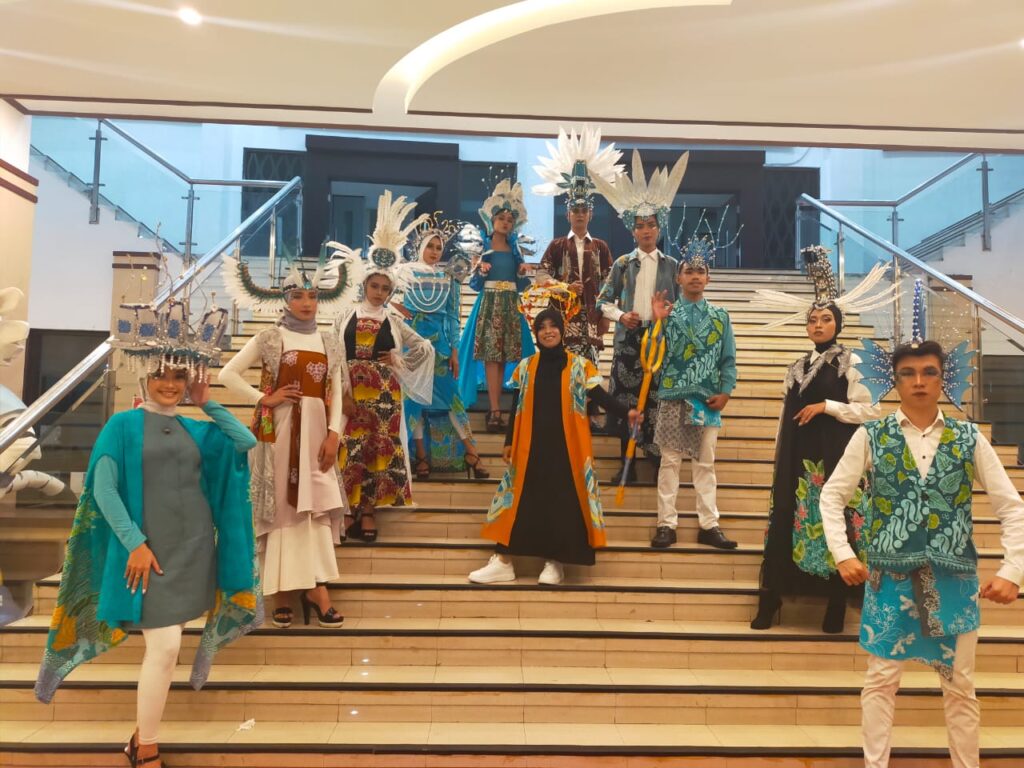 Keren! Batik Sidomulyo Tampil Pada JFC 2022 Keren! Batik Sidomulyo Tampil Pada JFC 2022