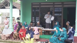 PemDes Sidomulyo Berbagi Kebaikan Berikan Bantuan Sembako bagi Lansia dan Dhuafa di Bulan Ramadhan