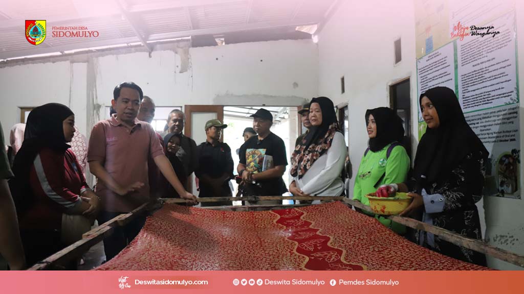 Kunjungan UMKM Batik Sidomulyo: Gus Bupati dan Ning Gyta Apresiasi Karya Lokal yang Membanggakan